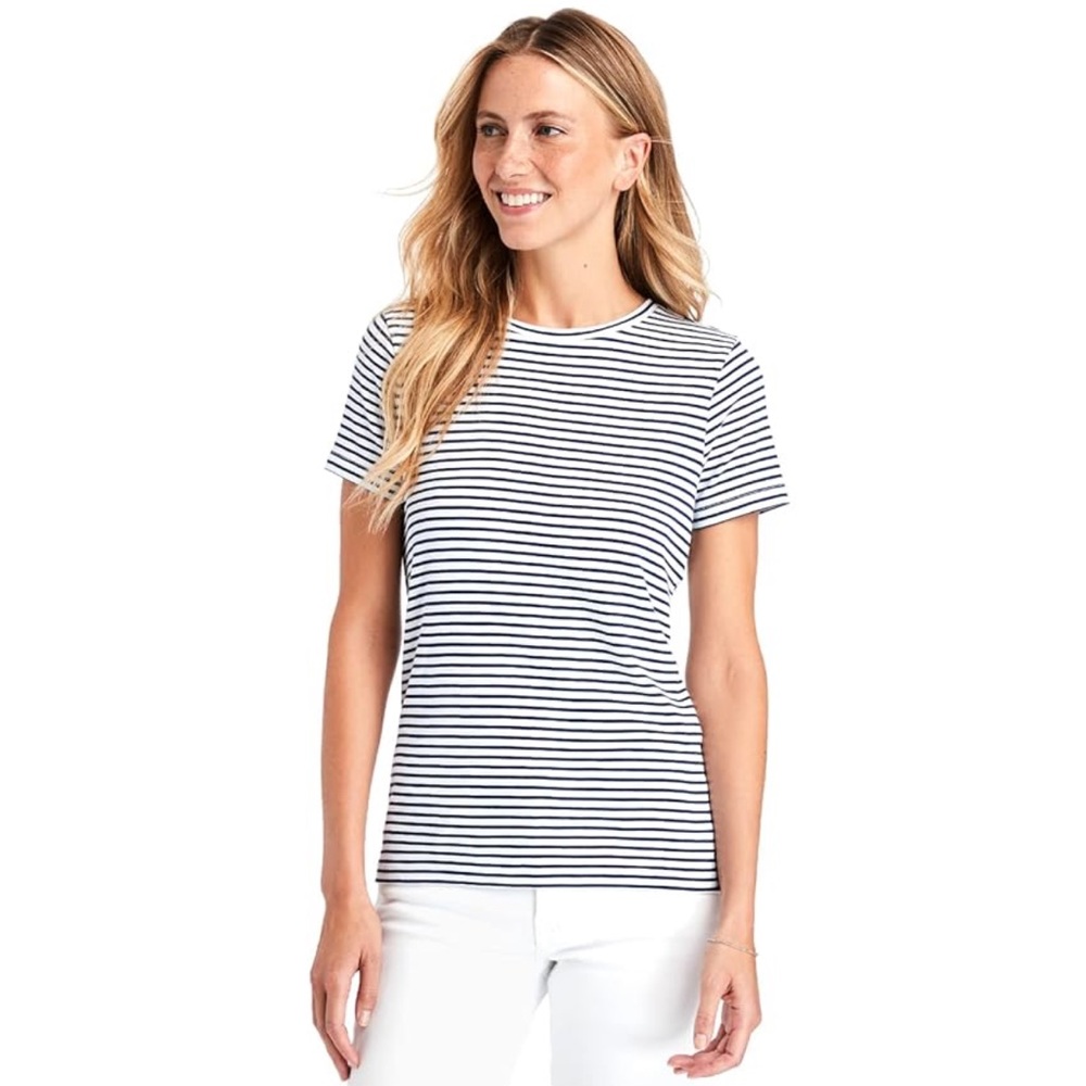 Vineyard Vines Stripped Tee size Medium